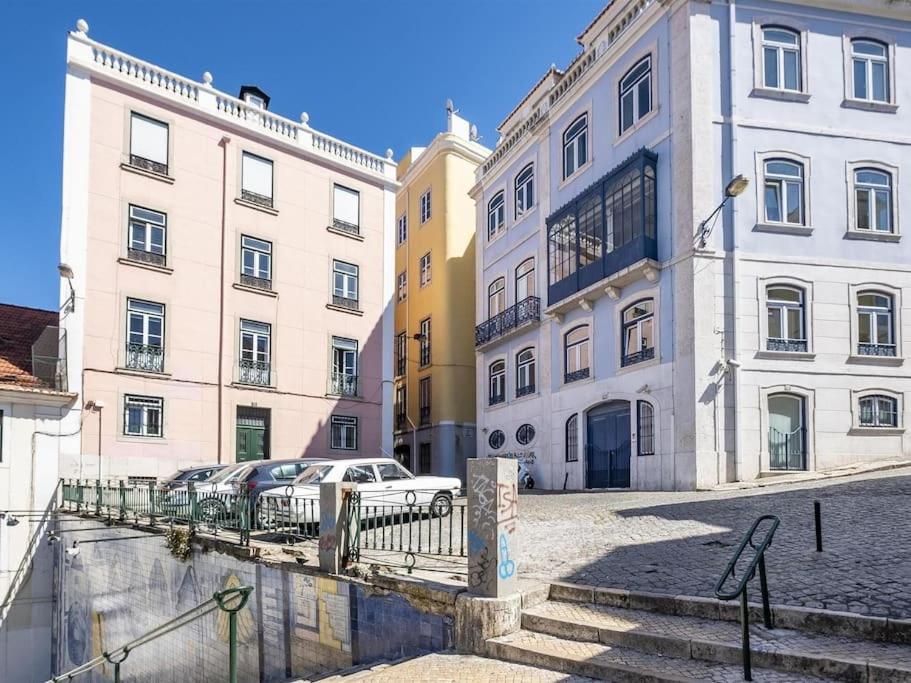 Classy 2br In Principe Real W/ Heating Apartment Lissabon